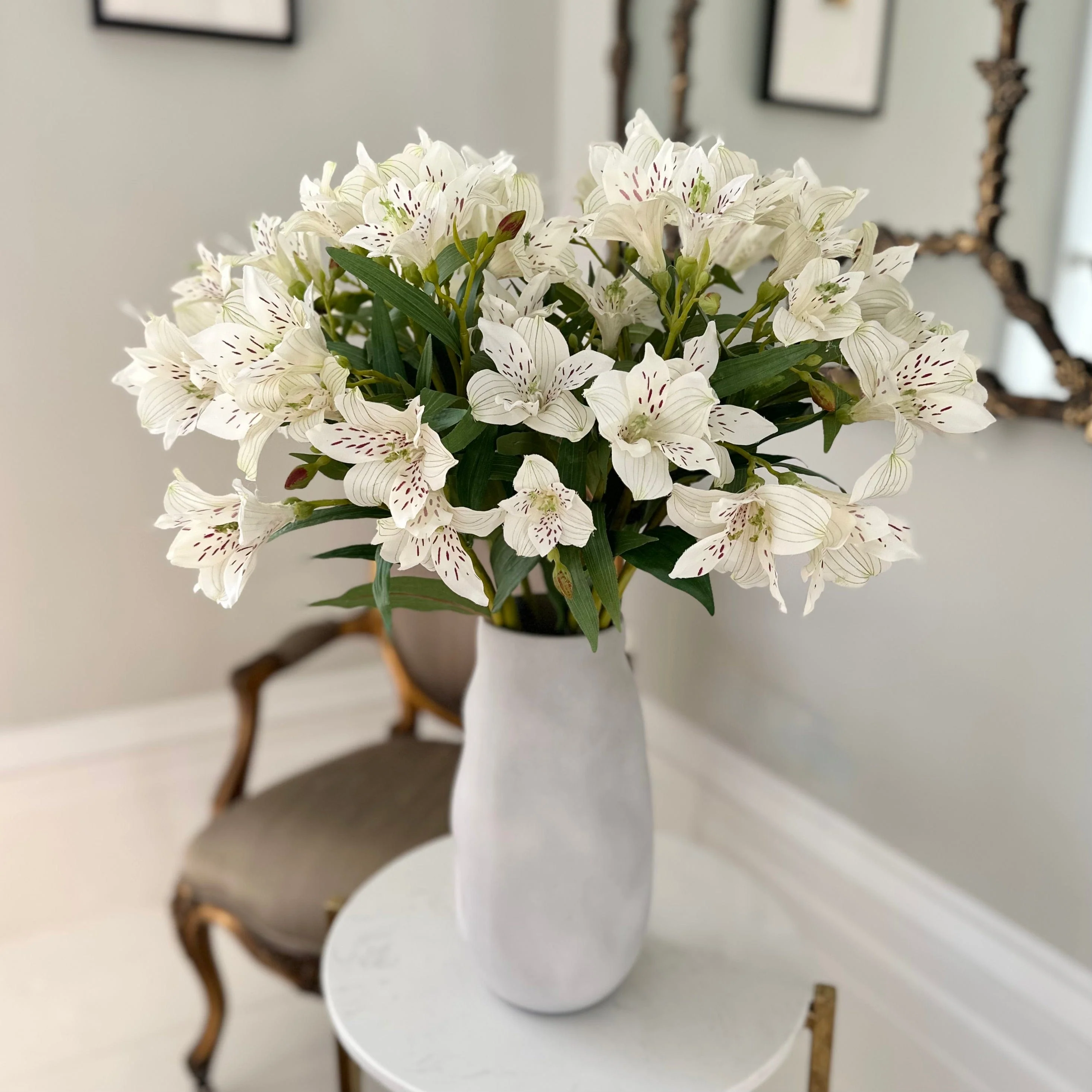 Artificial Small White Lily - Image 3