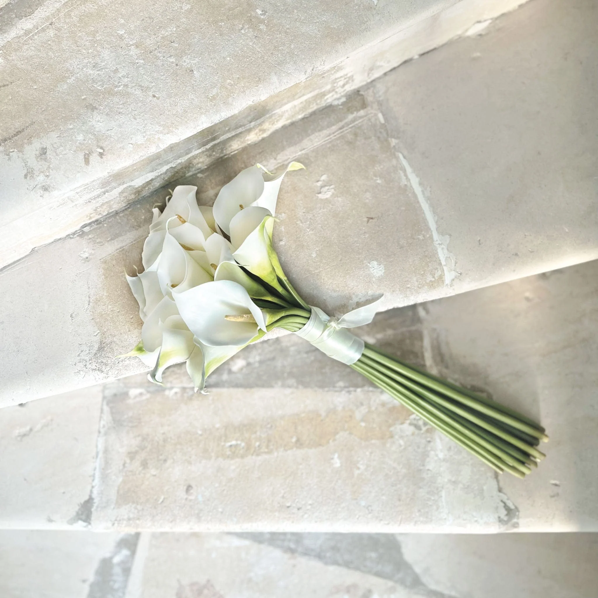 Artificial White Calla Lily Wedding Arrangement - Image 3