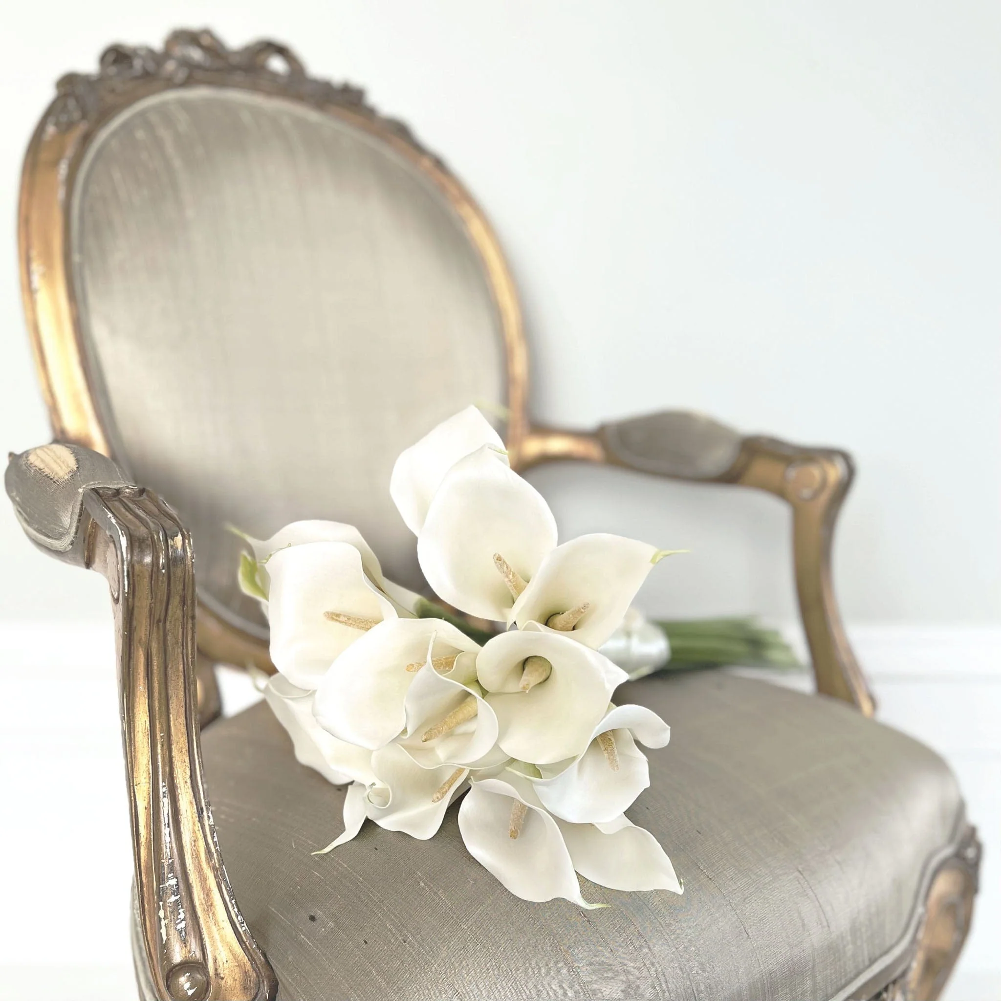 Artificial White Calla Lily Wedding Arrangement - Image 5