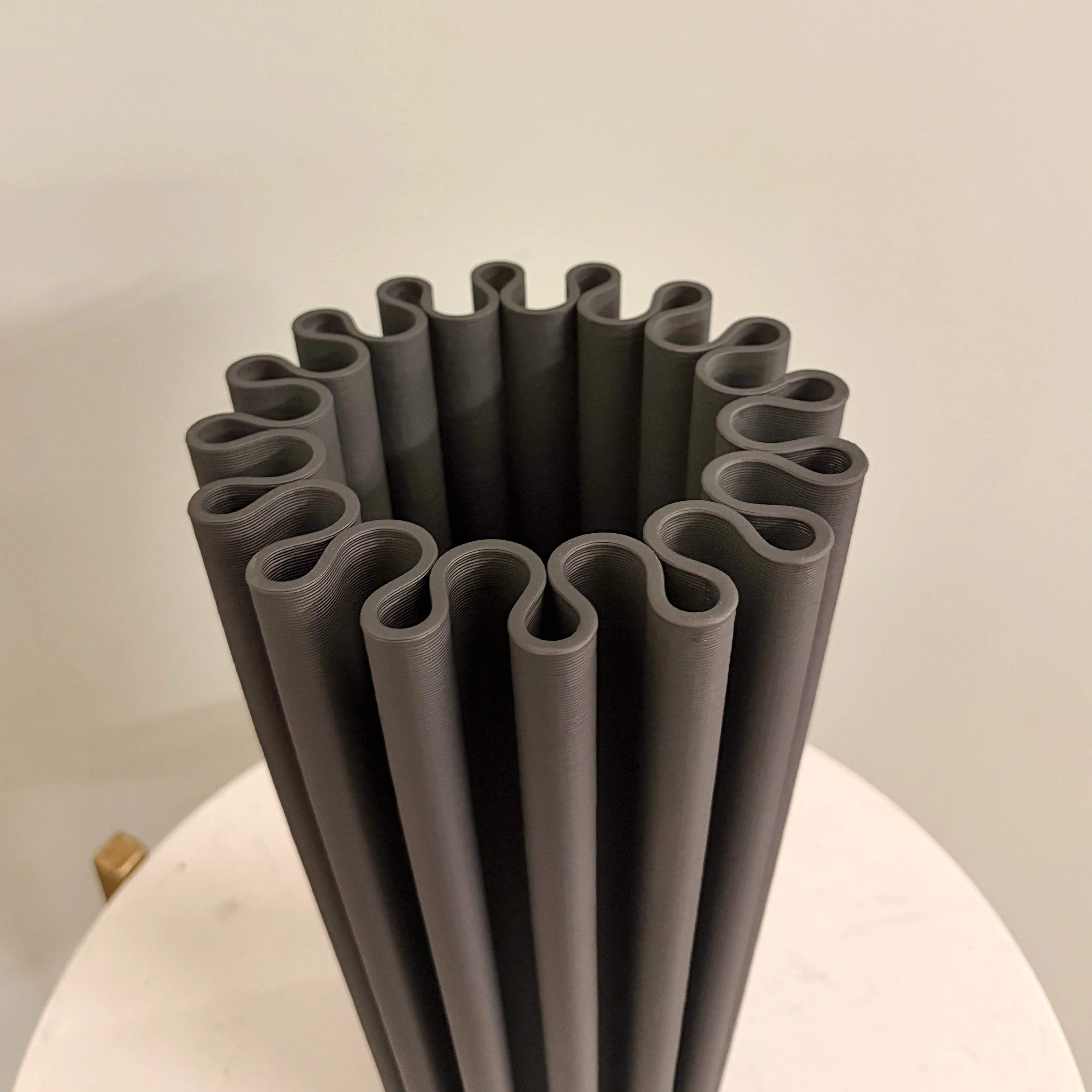 Black 3D Printed Vase - Image 3