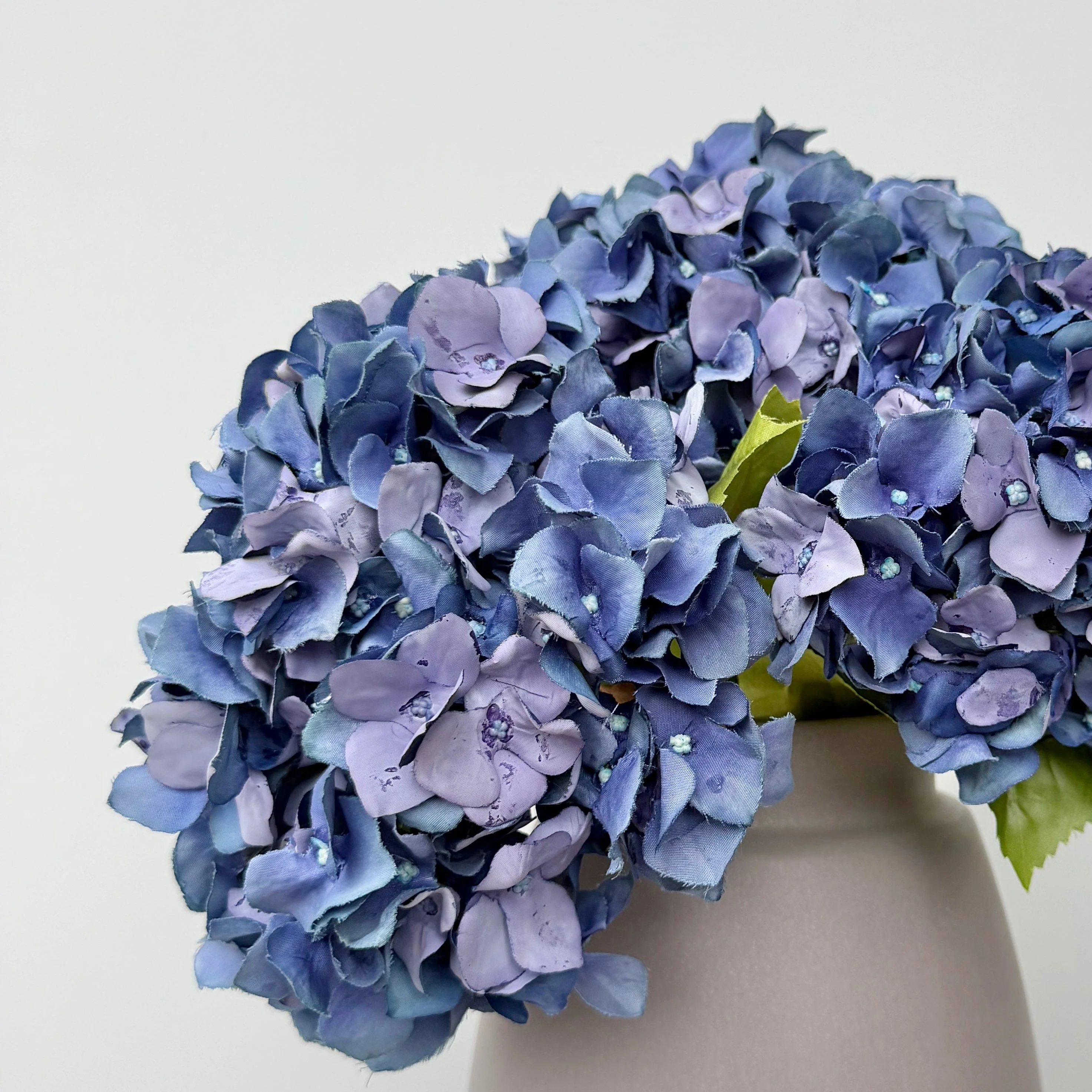 Blue Dried Hydrangea Bouquet & Kemble Vase Set - Image 2