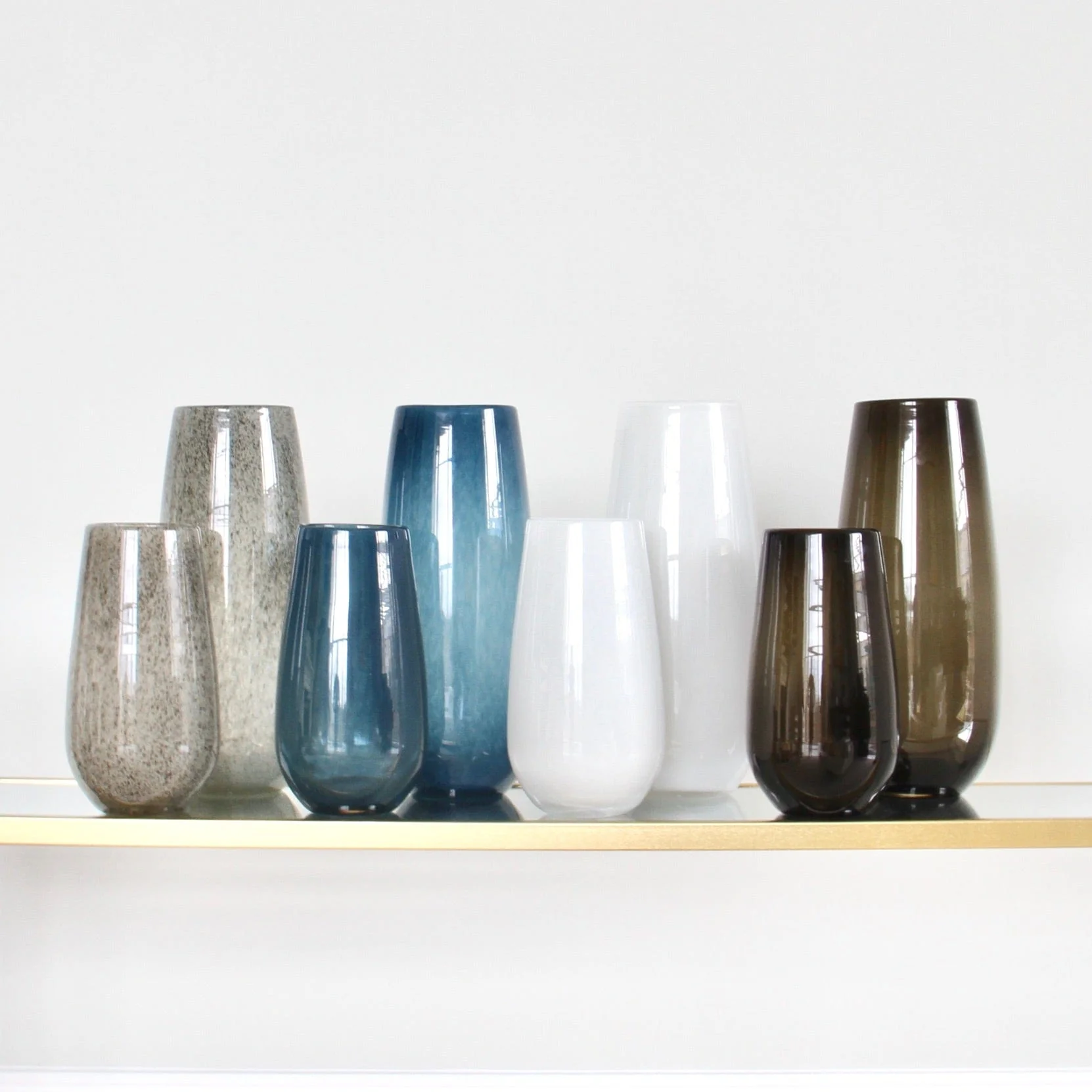Grey Elegant Vase - Large - Image 3