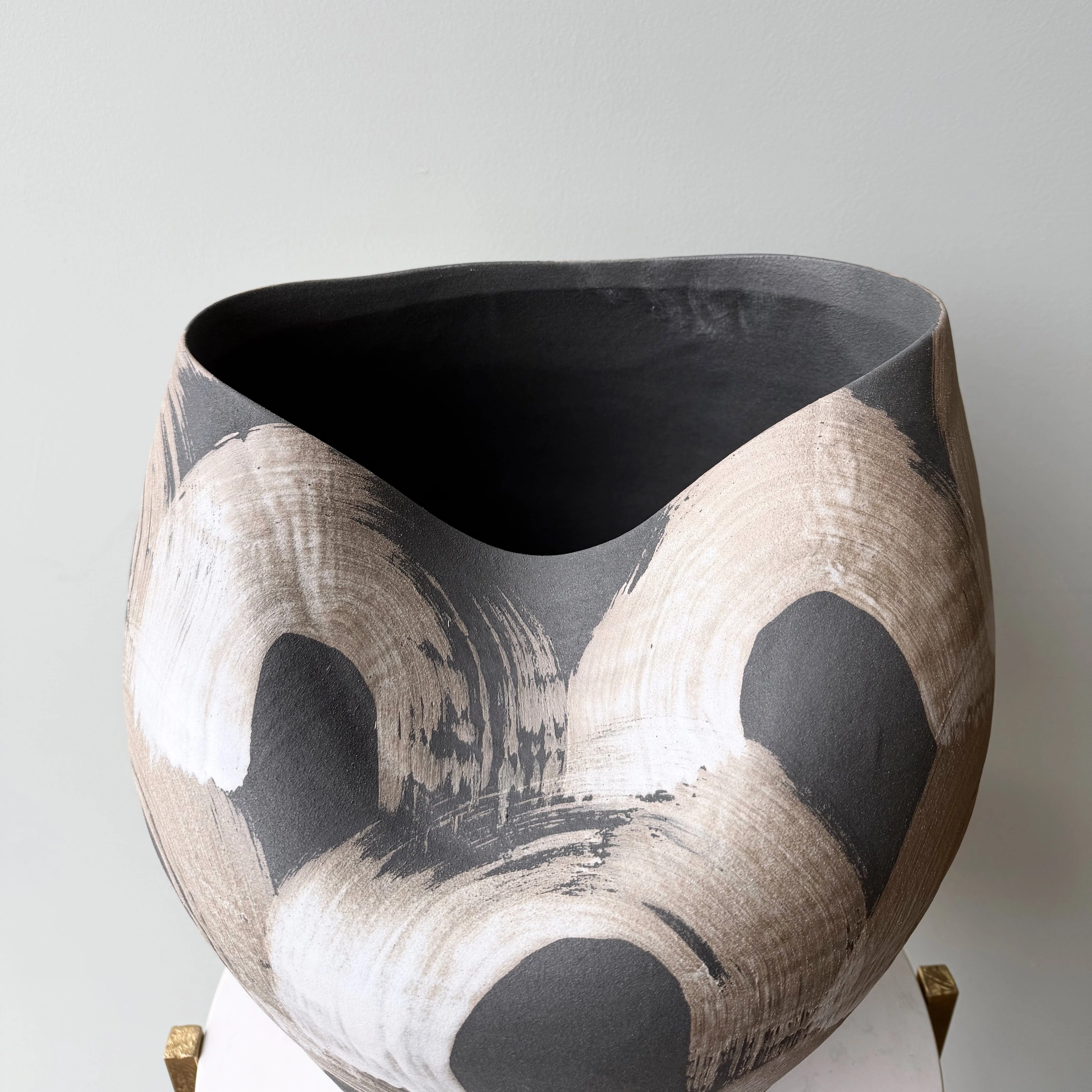 Large Abstract Patterned Porcelain Vase - Image 5