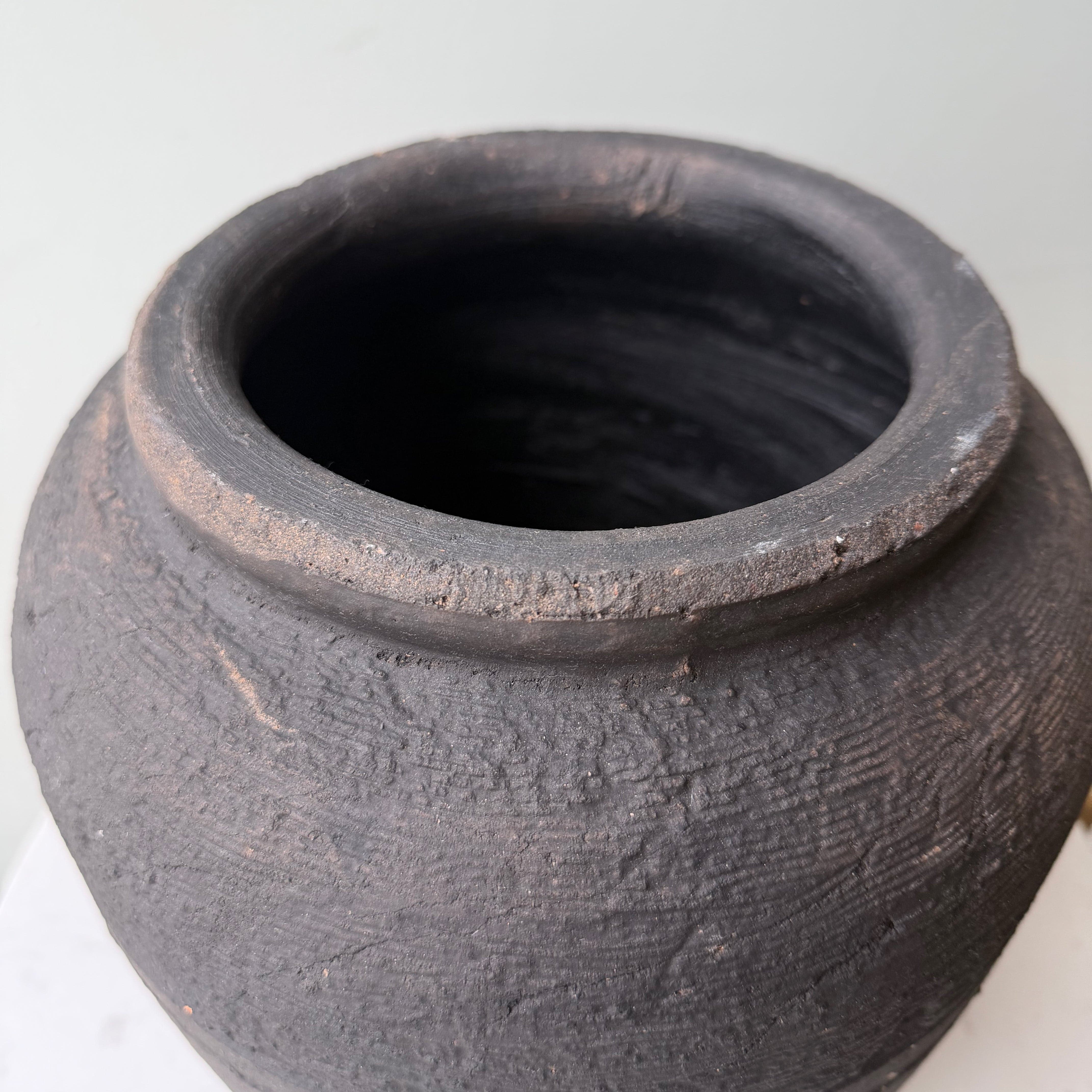 Short Textured Charcoal Vase - Image 4