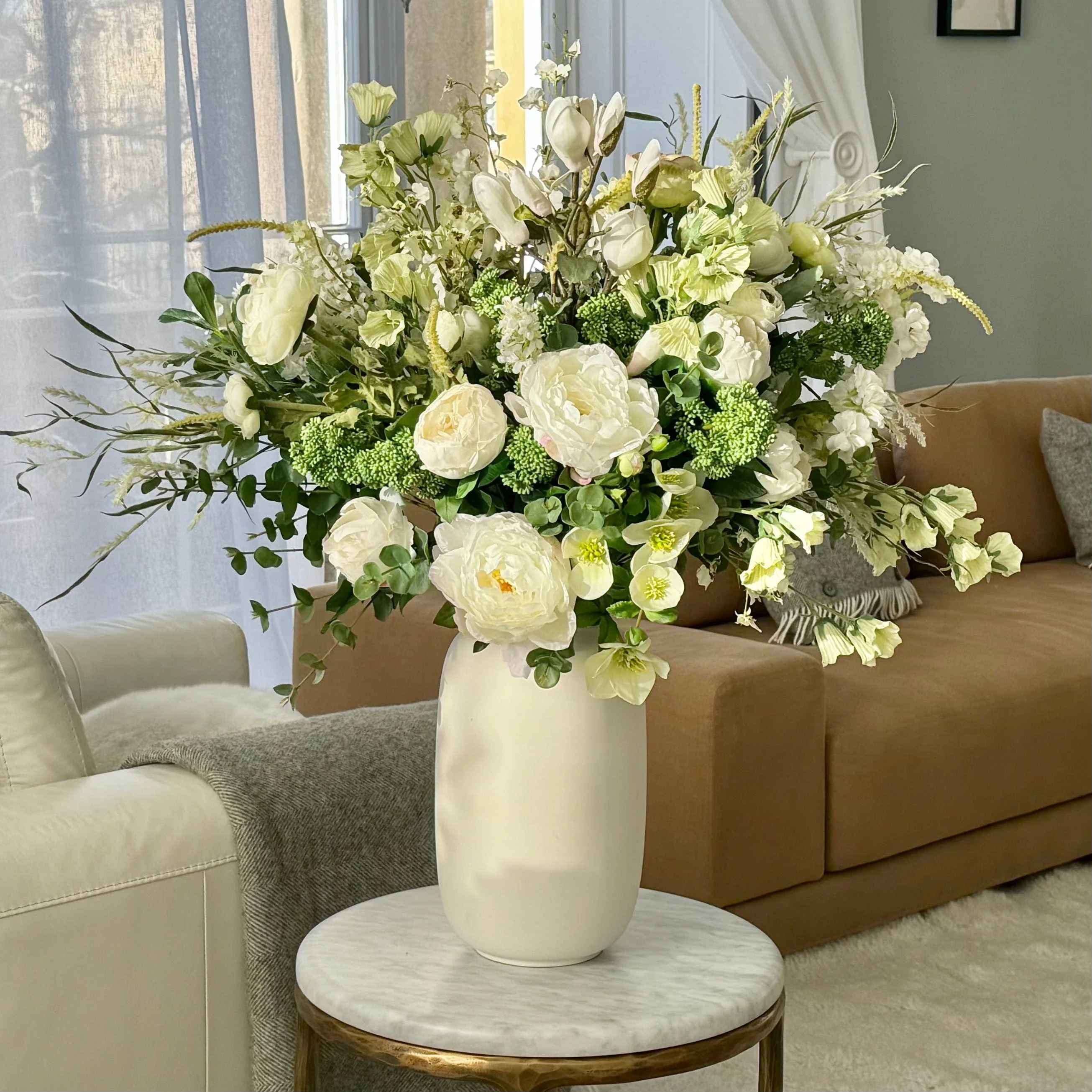 Spring Splendour Bouquet & Kingham Vase Set - Image 3