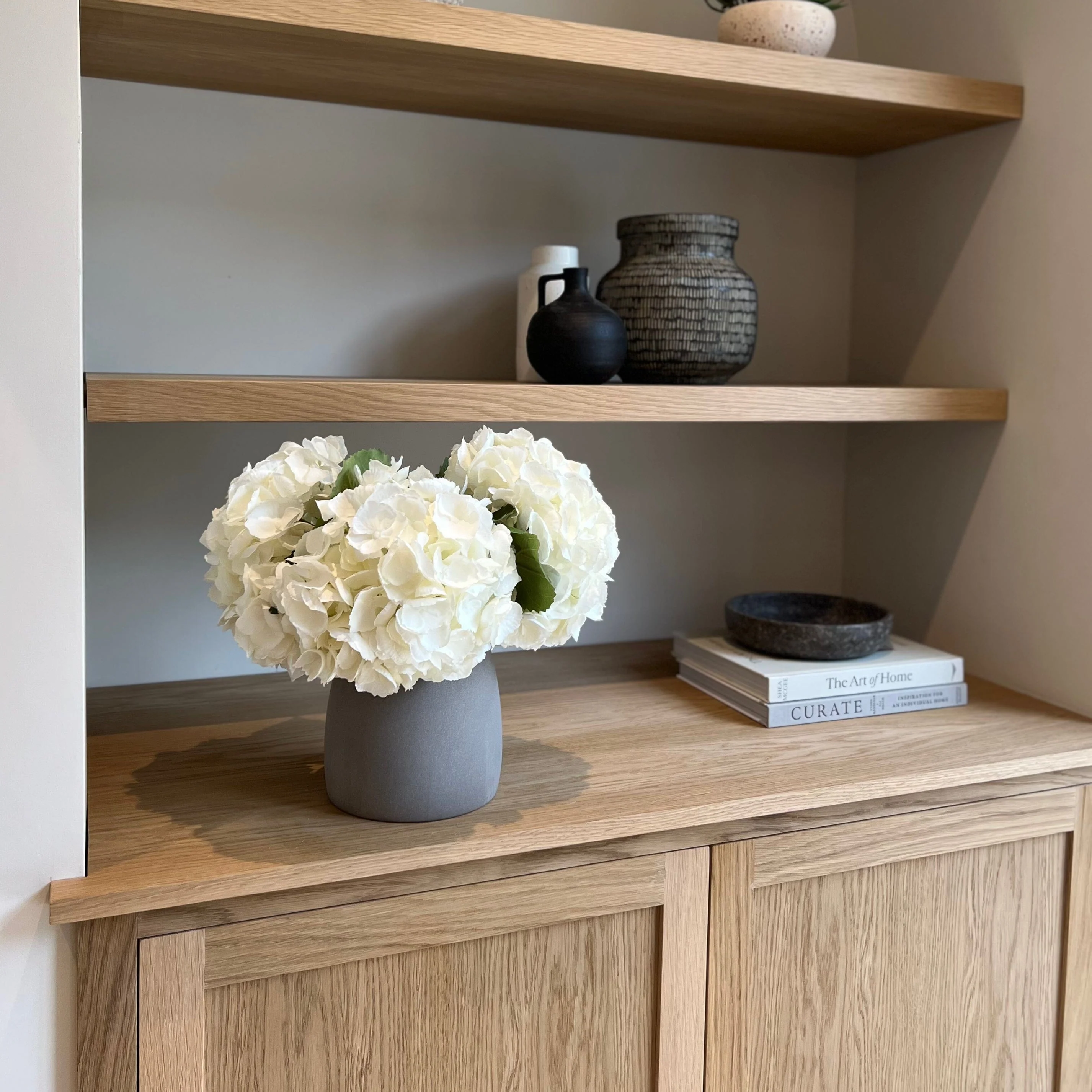 White Mophead Hydrangea Bouquet & Kemble Vase Set - Image 5