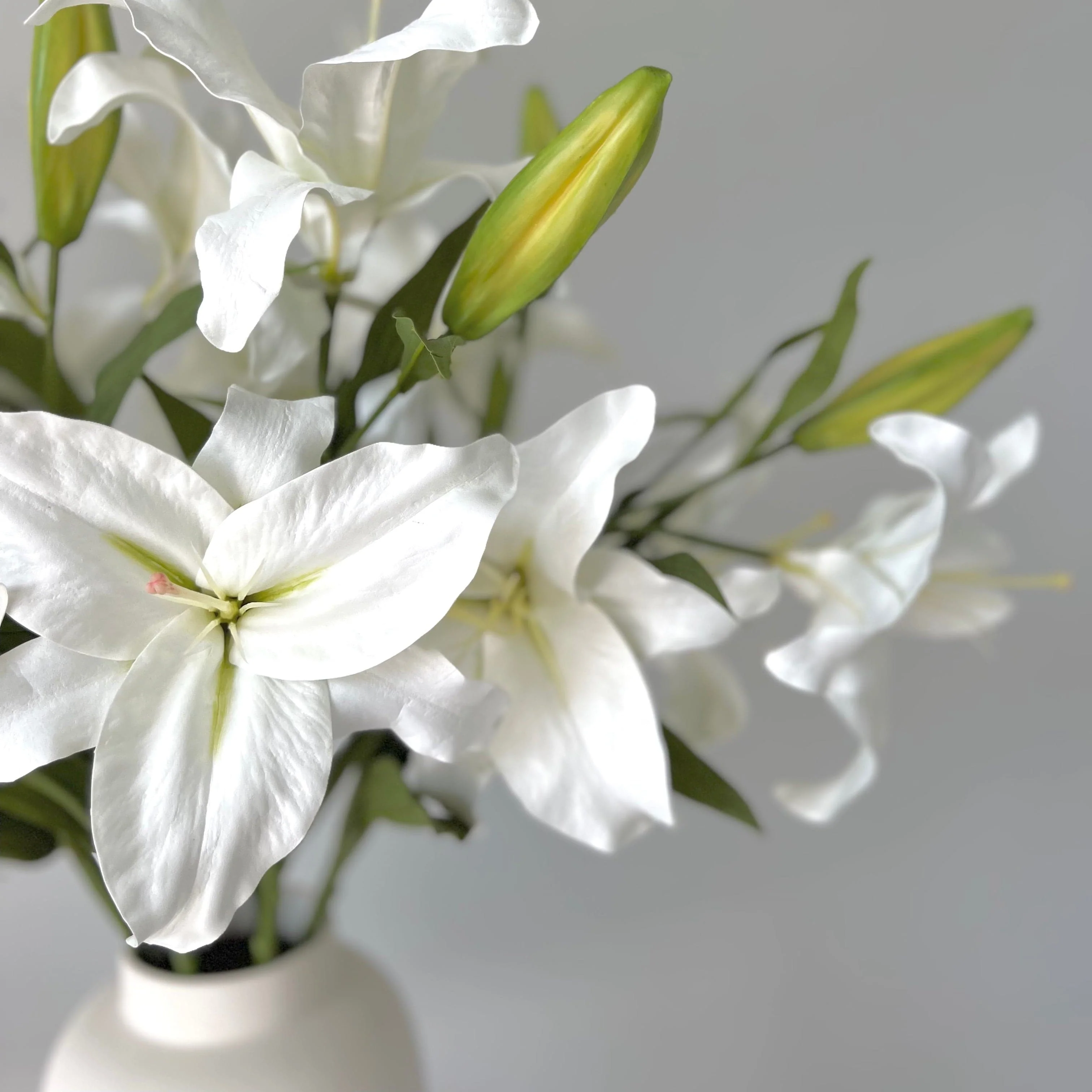 Artificial White Casablanca Lily - Image 3